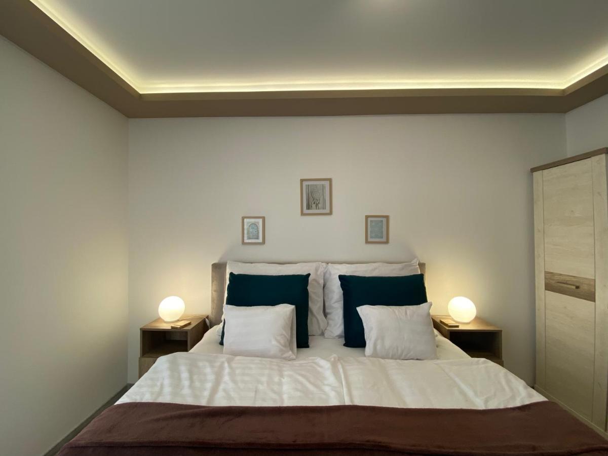 Sunshine Homes Zamárdi Екстериор снимка